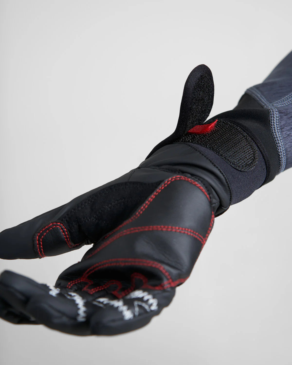 Rooster Junior AquaPro Glove (SKU: 12757)