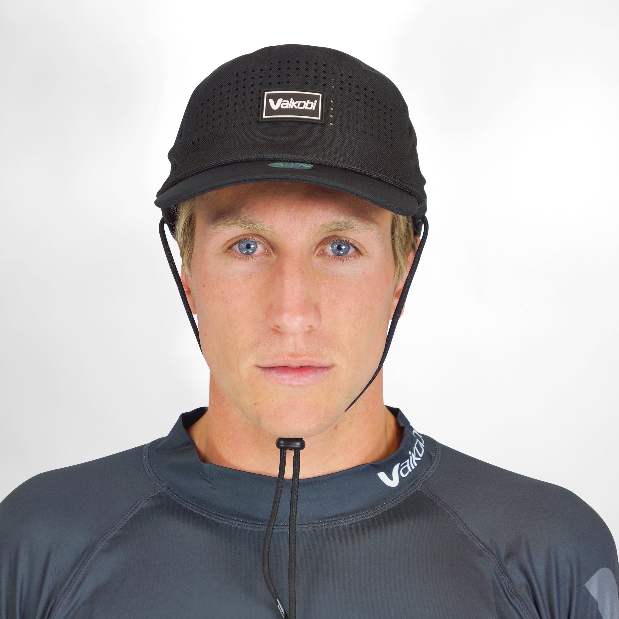 Vaikobi IPS Cap with cord - Dinghy Sailing Head Protection (helmet) - Black (VK-405-BK)

LIGHTWEIGHT BUMP, KNOCK &amp; CUT PROTECTION FOR WATERSPORTS

Vaikobi's NEW IPS - IMPACT PROTECTION SYSTEM - The perfect solution to dinghy sailing head protection. A great and comfortable alternative to a full dinghy sailing helmet.