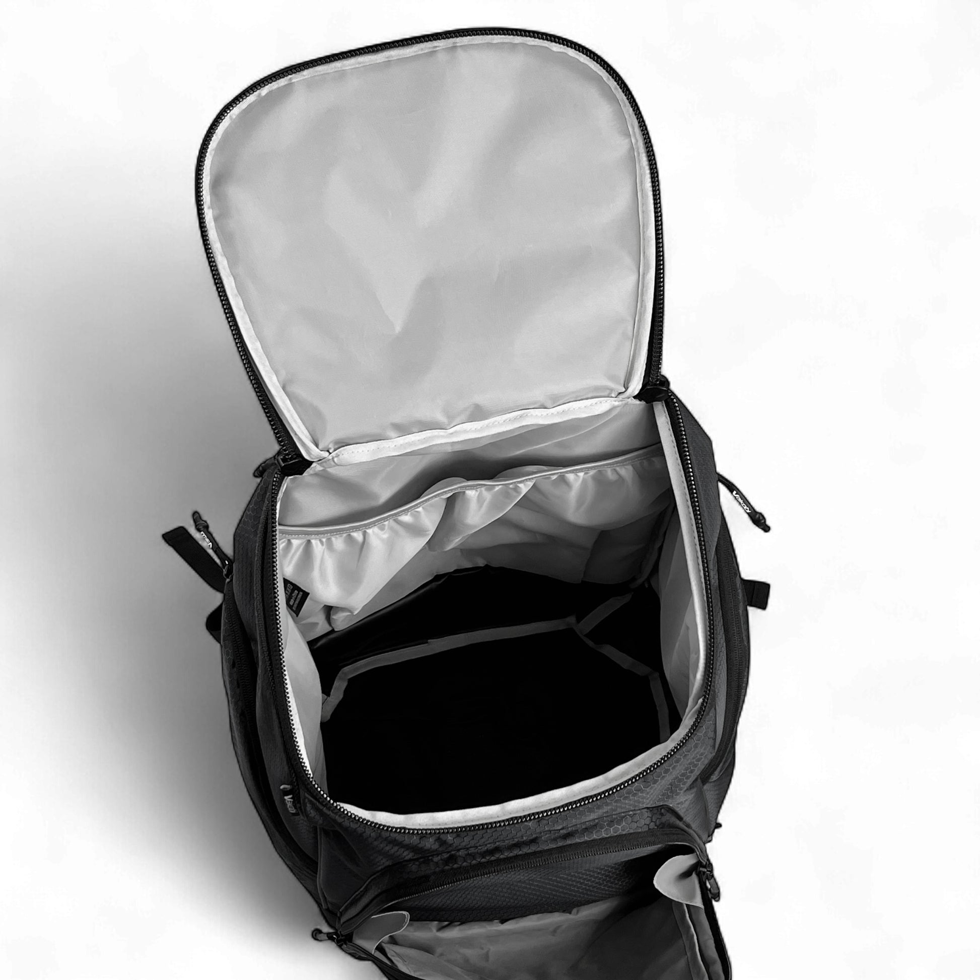 Vaikobi Technical Backpack - Black - VK-281-BK