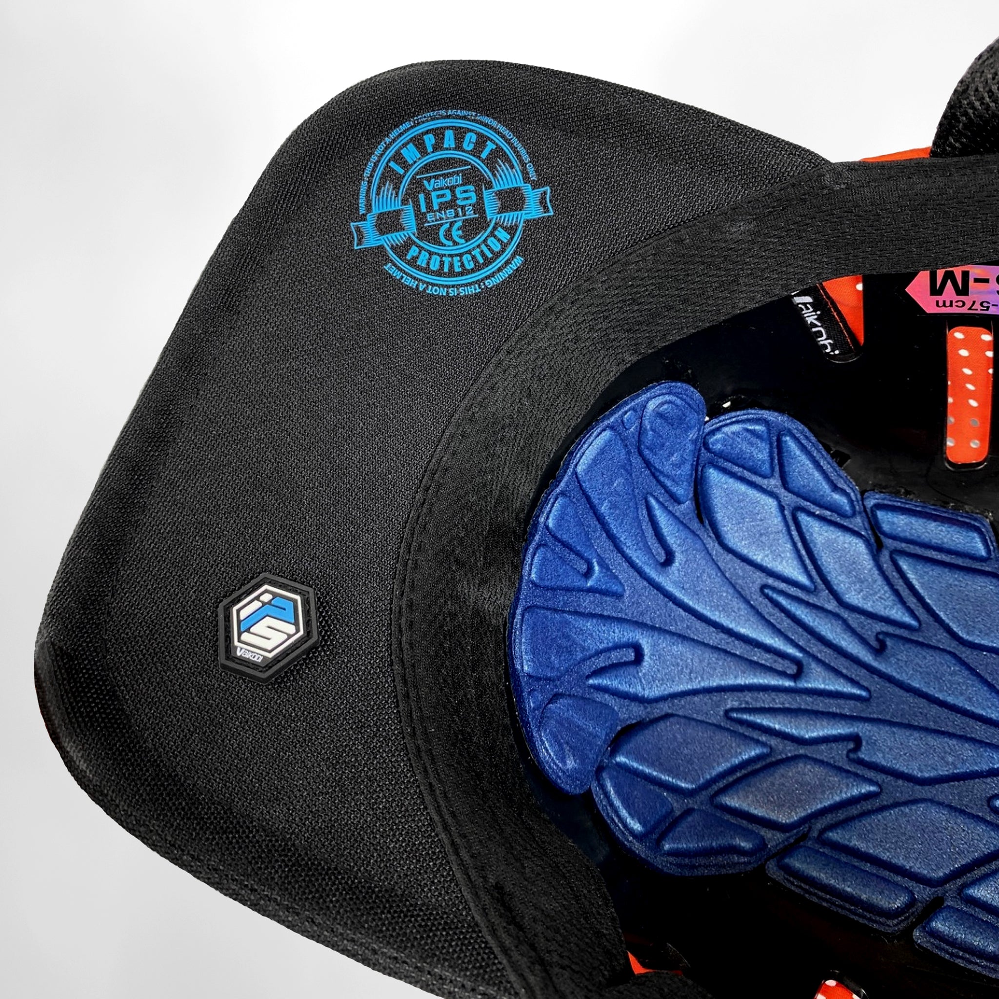 Vaikobi IPS Cap with cord - Dinghy Sailing Head Protection (helmet) - Black (VK-405-BK)

LIGHTWEIGHT BUMP, KNOCK &amp; CUT PROTECTION FOR WATERSPORTS

Vaikobi's NEW IPS - IMPACT PROTECTION SYSTEM - The perfect solution to dinghy sailing head protection. A great and comfortable alternative to a full dinghy sailing helmet.