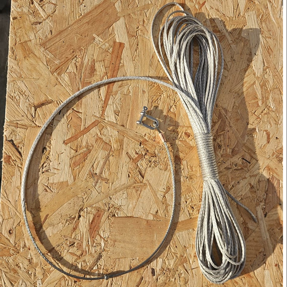 Finn halyard for WILKE, HIT &amp; CONCEPT mast halyard locking system.

Constructed using 3mm 12 braid line. A high performance, floating, kink resistant rope ideally suited to this application. Spliced into 2.5mm 7x19 Stainless Steel cable.

Locking ferrule is positioned for a standard 4mm shackle (included) to allow 240mm from pin to lock point.