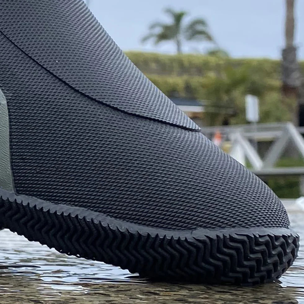 Vaikobi Speed Grip High Cut Boot - VK-217-BK