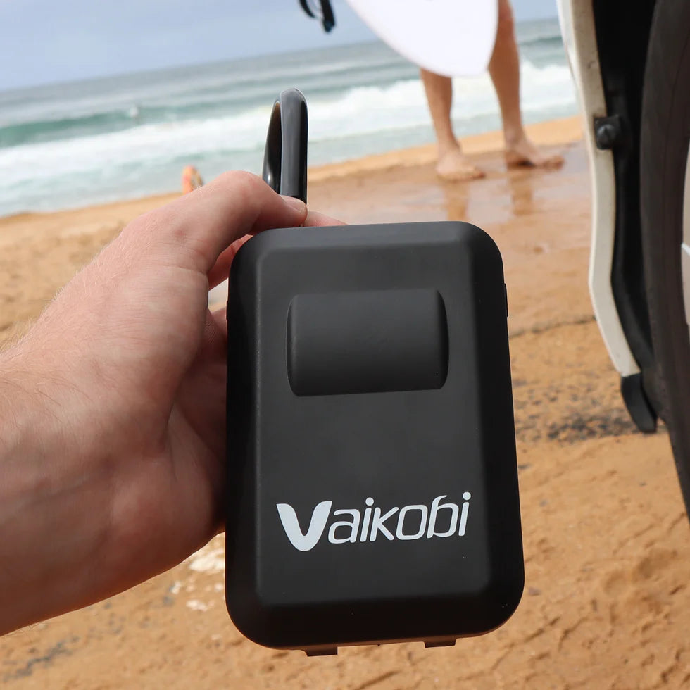 Vaikobi Key Lock Box (VK-266-BK)

HIT THE WATER WITH CONFIDENCE THAT YOUR CAR KEY IS SAFE!

The common problem for all Ocean Athletes is what to do with you car key when you are on the water? Well Vaikobi has you covered with&nbsp;The Vaikobi Keylock Box&nbsp;which will fit majority large modern Vehicle keys and securely store them when you are on the water.
