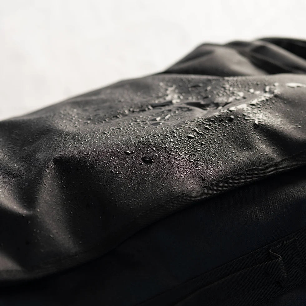 EXTRA-LARGE GEAR BAG BUILT FOR SERIOUS ADVENTURES

&nbsp;When the trip demands more, the&nbsp;Vaikobi 75L Dry Duffel Bag&nbsp;has the room to match. Built from 420D nylon with a TPU inner coating and tough enough for boat ramps, road trips, and everything in between, it carries the full kit without breaking a sweat. Shoulder bag or backpack, wet gear separated from dry - 75 litres of organised, protected, ready-for-anything capacity.